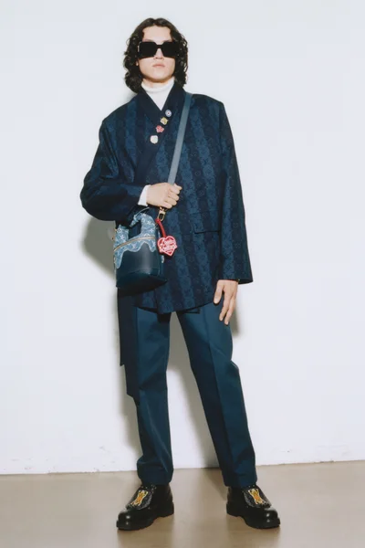 Look 13